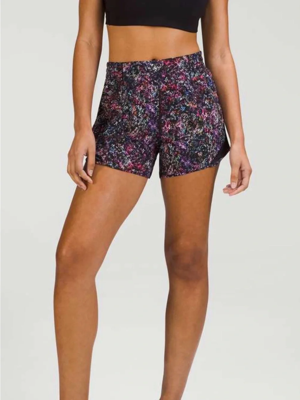Lululemon Hotty Hot High-Rise  Short 4